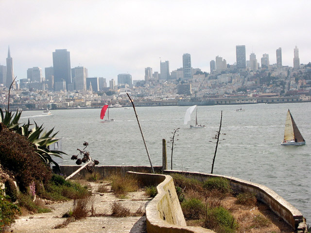 11 City and Boats1